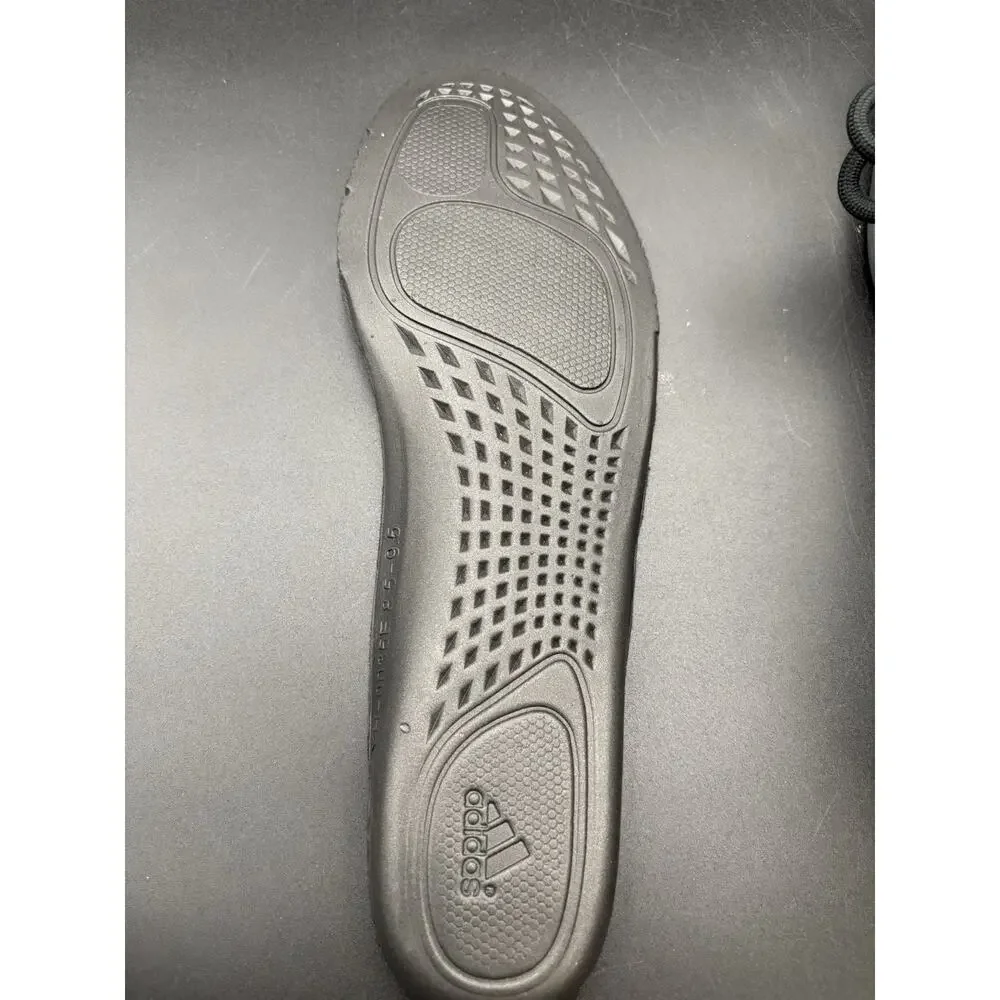 Adidas Yeezy QNTM Onyx Pre Owned Size 9 No Box